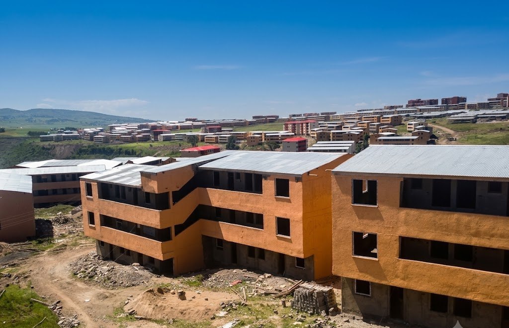 Building construction project 16